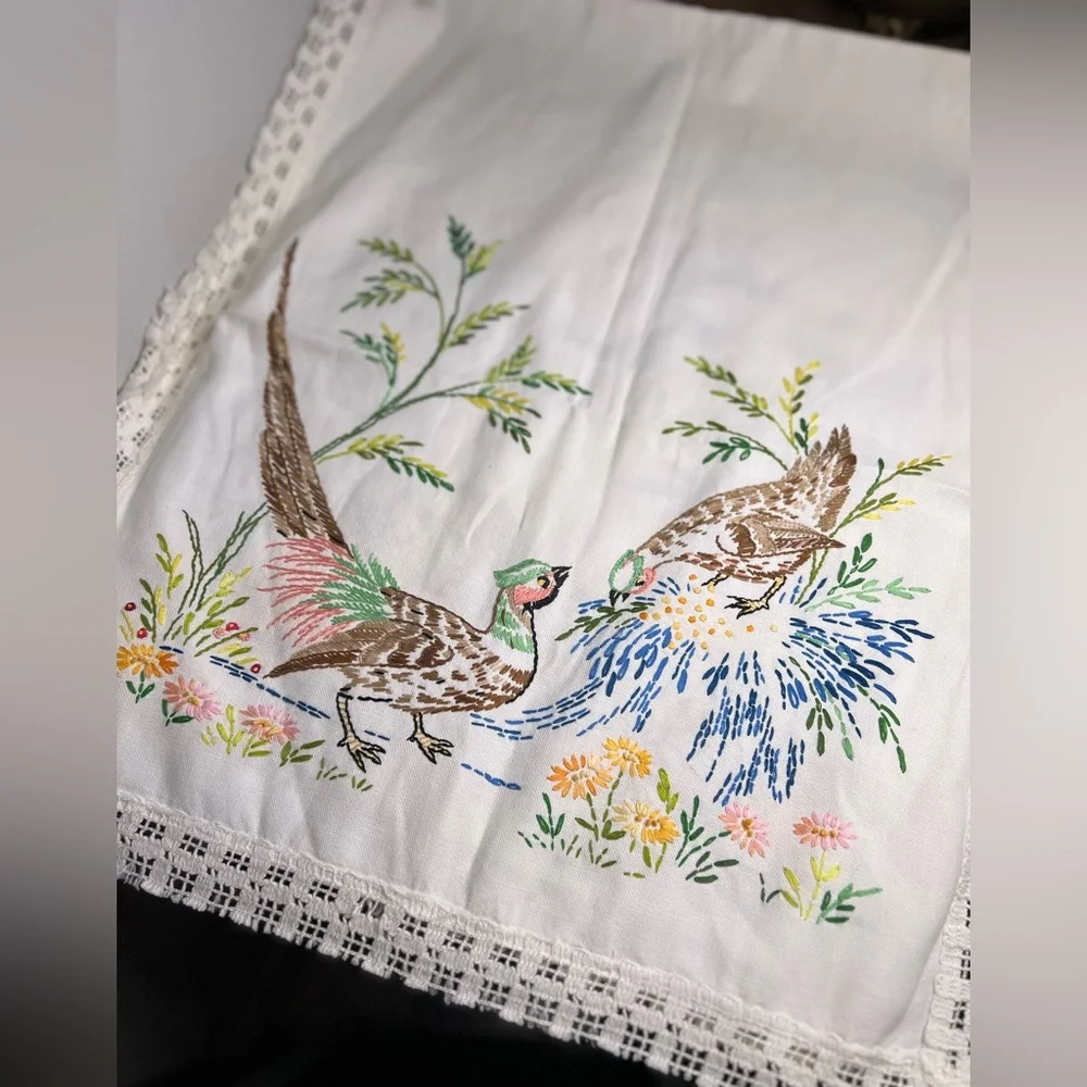 39 x 17 inch table runner Vintage hand-embroidered pheasants crochet trim